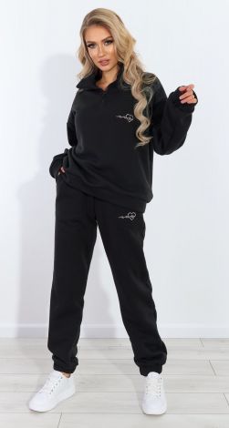 Warm fleece suit with embroidery