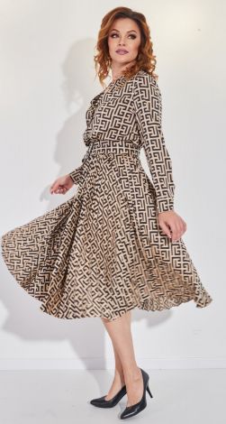 Silk dress with a pleated skirt