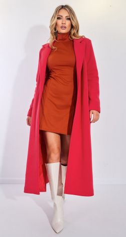 Knitted coat with slits