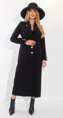 Женственное черное пальто