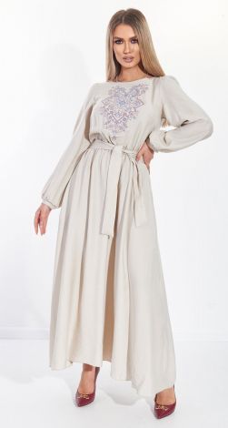 Льняное платье с вышивкой