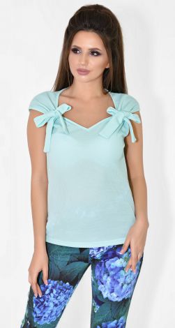 Blouse with bows