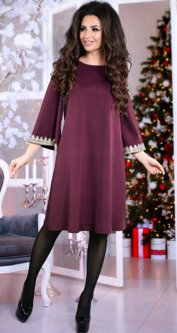 Elegant flared dress with beautiful sleeves and crystals