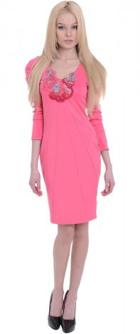 Delicate casual dress in pink with long sleeves