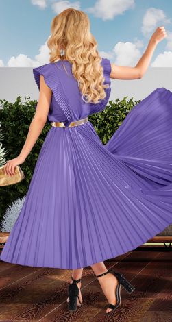 Beautiful pleated summer dress