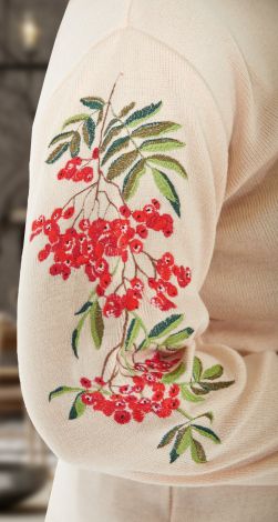 Sweater with beautiful embroidery large size