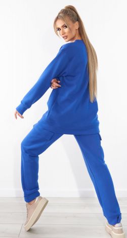 Warm fleece suit with large pockets