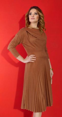 Стильна замшева сукня пліссе