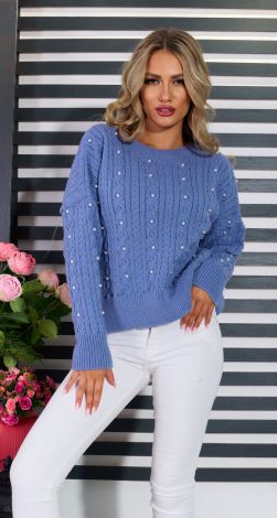 Sweater with pearls