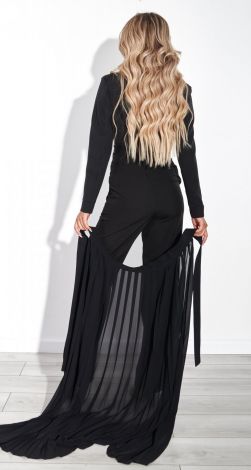 Elegant trousers with a chiffon skirt