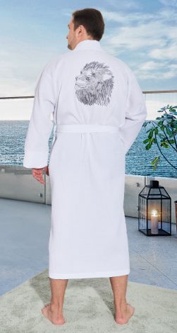 Чоловічий вафельний халат з вишивкою корисний подарунок