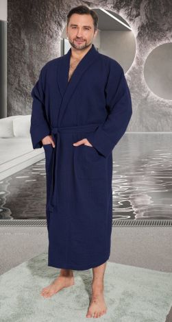 Men's waffle robe is a useful gift
