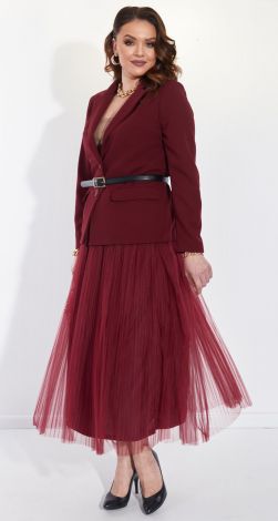 A suit with a pleated skirt