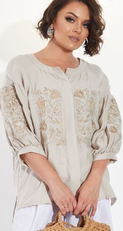 Льняна блуза з вишивкою