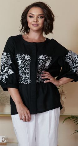 Linen blouse with embroidery