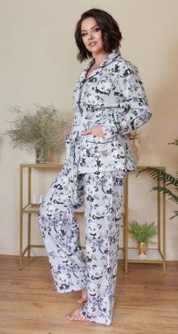 Pajamas made of natural fabric