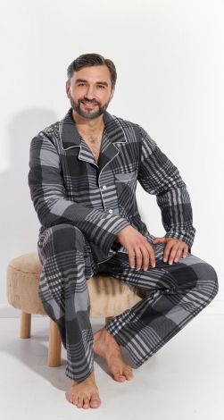 Pajamas made of natural fabric