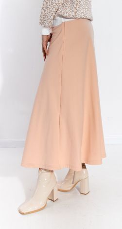 A beautiful A-silhouette skirt, cut diagonally