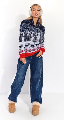 Warm and stylish sweater with a snake on the neck