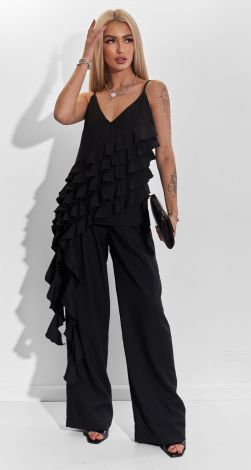 Костюми жіночі