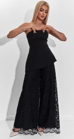 Костюми жіночі