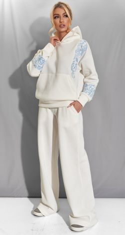 Костюми жіночі