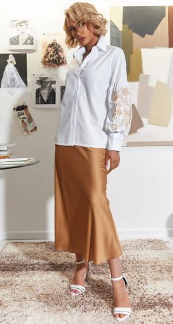 Белая Блузка с Вышивкой на Рукавах