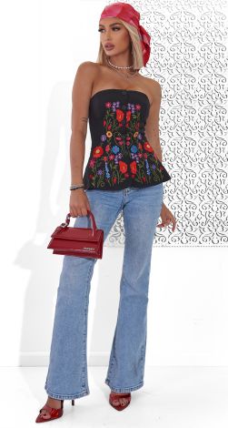 Корсет с вышивкою