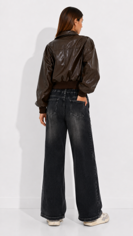 Dark blue wide-leg high-waisted jeans with an elastic waistband
