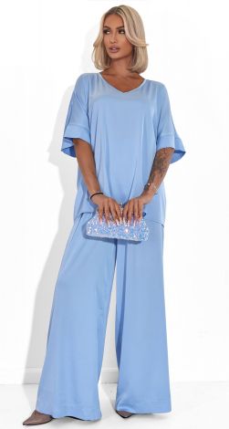 Шовковий костюм