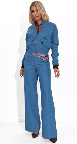 Костюми жіночі