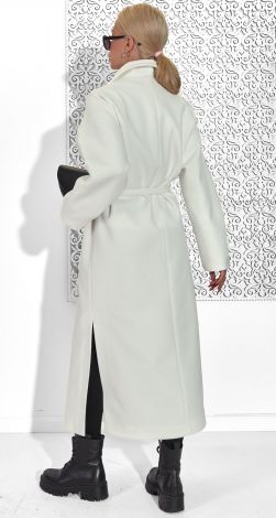 Жіночий верхній одяг