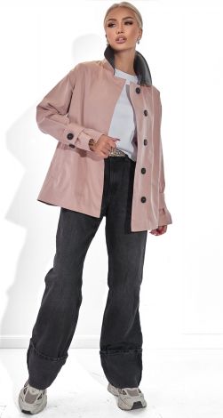 Жіночий верхній одяг