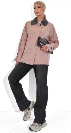 Жіночий верхній одяг