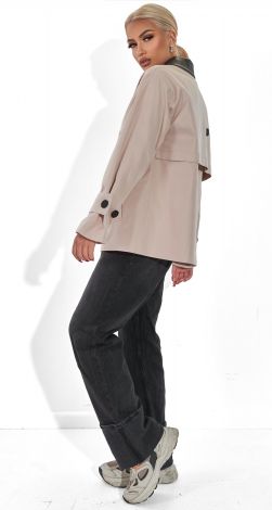 Жіночий верхній одяг