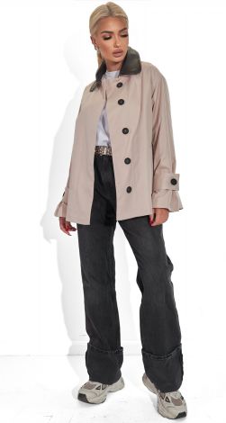 Жіночий верхній одяг