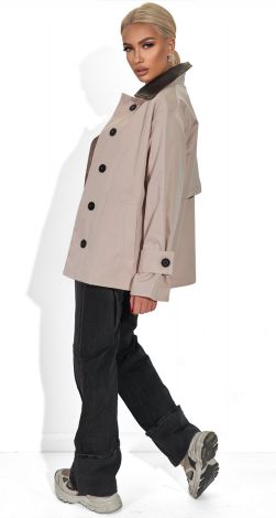 Жіночий верхній одяг