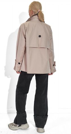 Жіночий верхній одяг