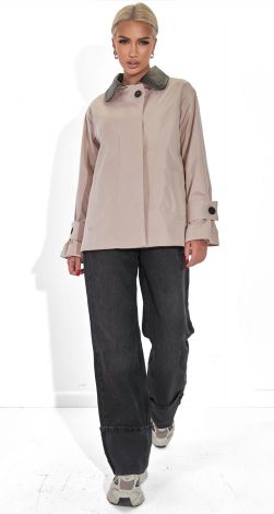 Жіночий верхній одяг