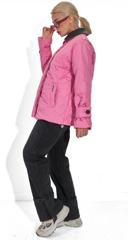 Жіночий верхній одяг