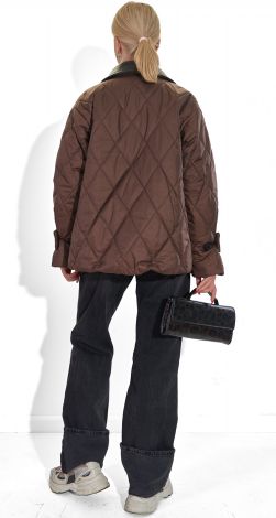 Жіночий верхній одяг