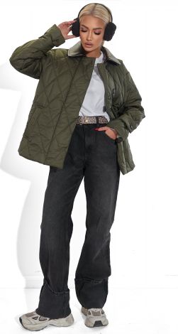 Модна куртка зі шкіряним коміром