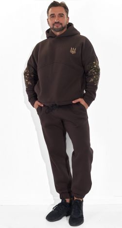 Чоловічі спортивні костюми