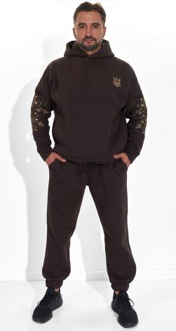 Теплий костюм з українською вишивкою