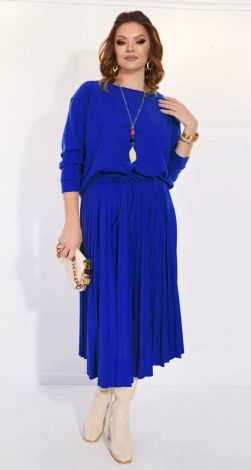 Замшевий костюм зі спідницею пліссе