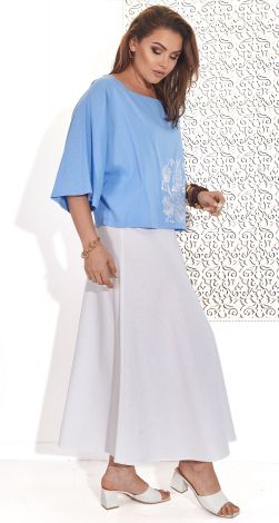 Лляна блуза з вишивкою