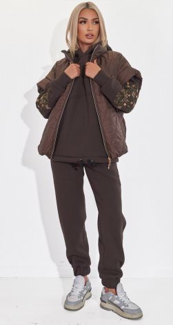 Костюми жіночі