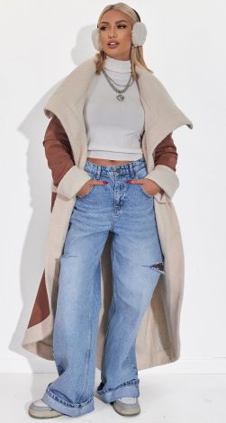 Жіночий верхній одяг