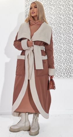 Жіночий верхній одяг