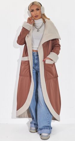 Жіночий верхній одяг